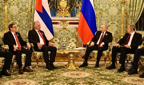 R Dio Havana Cuba Presidente Russo Recebe Seu Colega Cubano No Kremlin