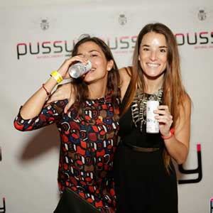 Pussy Drinks Natural Energy