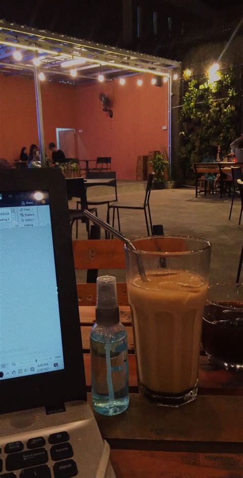 Pin Oleh Dafir Di Ngopi Minuman Smoothies Fotografi Kopi Makanan