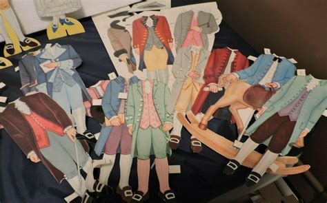 Colonial Dolls Paper Doll Set 8 Dolls 3831075447