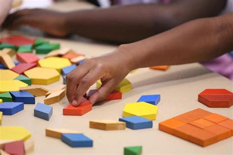 Brinquedos Montessori Para Bebe Descubra Suas Vantagens