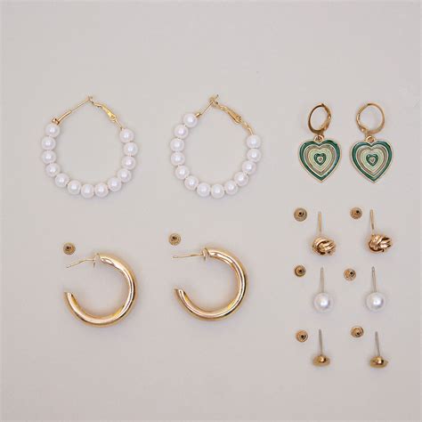 MIXT By Nykaa Fashion Gold And Pearl Stud And Hoop Earring Set Of 6