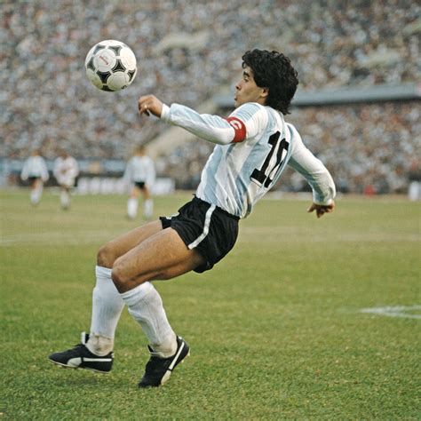 Los goles de Maradona que marcaron historia | GQ México y Latinoamérica