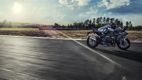 How Fast Is The Kawasaki Ninja H2r A Look At Its Top Speed And Acceleration Times