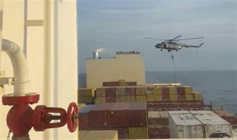 4 Pinoy Seafarers Kabilang Sa Mga Sakay Ng Container Ship Na Kinubkob