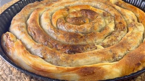 Burek Me Mish Pite Traditcionale Met Knaq B Rek Albanische