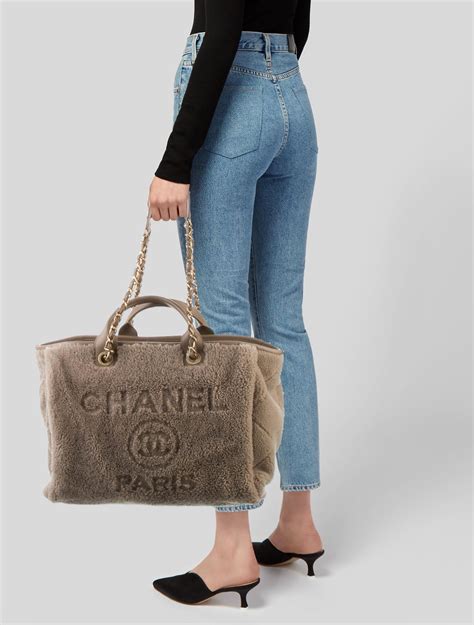 Chanel 2022 Shearling Large Deauville Shopping Tote Brown Totes