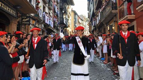 Alarde De Hondarribia Origen Y Significado De Una Tradici N Que