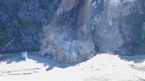 Landslide In Palos Verdes Estates Youtube