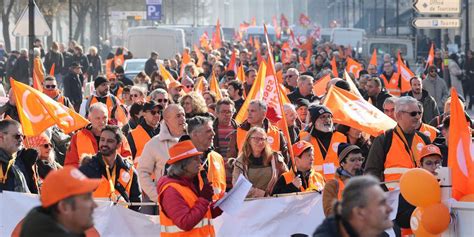 Caisses De Gr Ves Cagnottes Comment Les Syndicats Soulagent Le