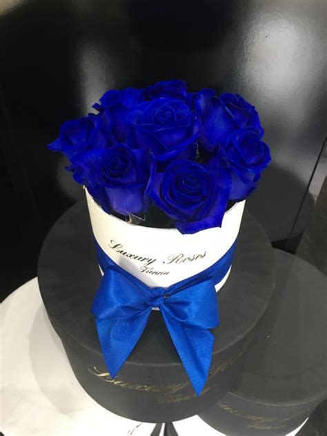 Runde Mini Box Blau Luxury Roses Vienna