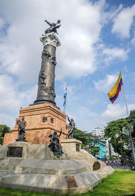 Monumento A La Independencia En Guayaquil Ecuador