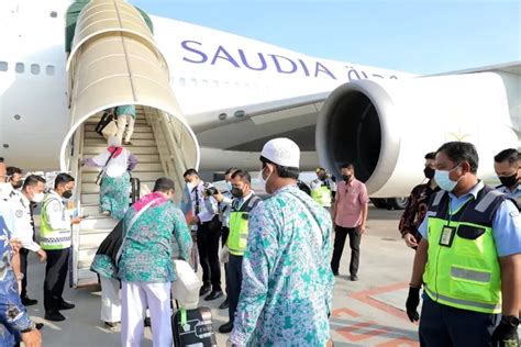 Ini Jadwal Keberangkatan Jamaah Haji H Atau Kloter I Terbang