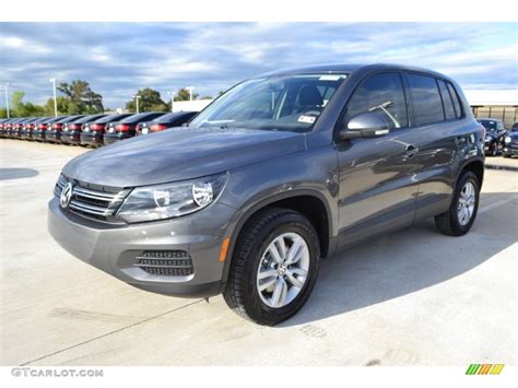 Pepper Gray Metallic Volkswagen Tiguan S Gtcarlot