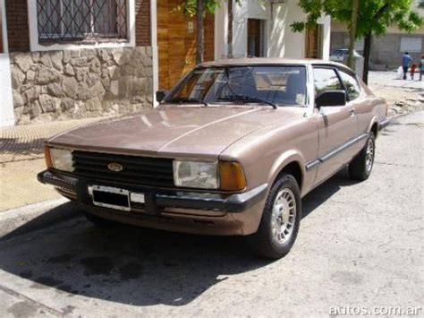 ARS 40 000 Ford Taunus Coupé Taunus Ghia con fotos en Parque