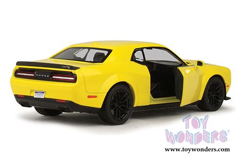 2018 Dodge Challenger Srt Hellcat Widebody Hard Top By Motormax 124