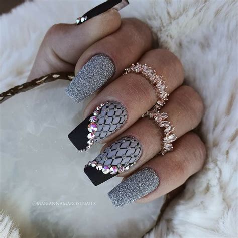 Pin by Edina Vilányiné Dávid on mükorom Nails Beauty