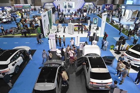 Asia Album Periklindo Electric Vehicle Show Kicks Off In Indonesian