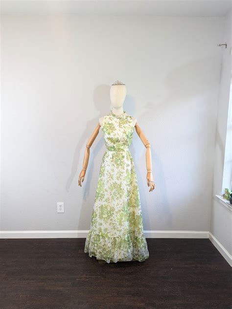 S Lorrie Deb Green Floral Maxi Dress With Huge Ke Gem