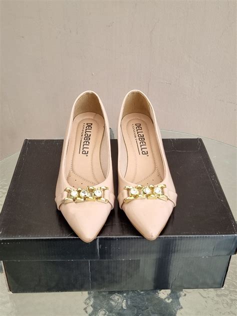 Sapato Nude Detalhes Dourado Sapato Feminino Dellabella Usado Enjoei