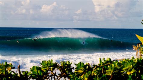 Pipeline The Science Behind Famous Surf Spots