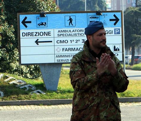 Coronavirus In Lombardia A Baggio Arrivano I Primi Pazienti