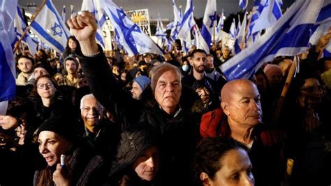 Israelis Stage Giant Protest Against Netanyahu Court Reform Bbc News