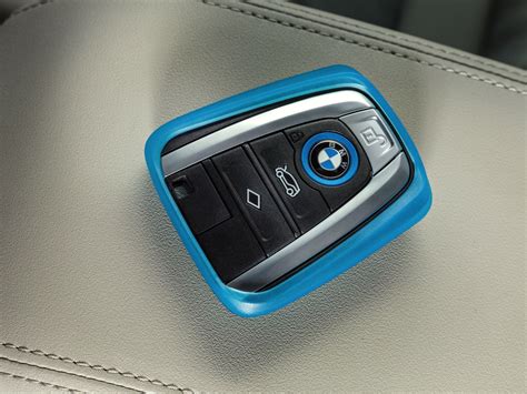 New BMW i Accessories Launched, Claim to Make Your Life Better - autoevolution