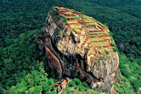 Sigiriya Rock Fort Historical Facts and Pictures | The History Hub