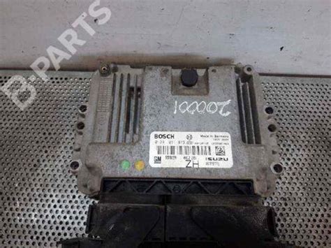 Engine Control Unit ECU OPEL ASTRA H A04 1 7 CDTI L48 2866105 B