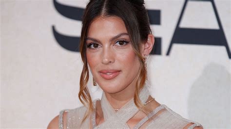 Iris Mittenaere Bient T Maman L Ex Miss Univers R Pond Sans D Tour