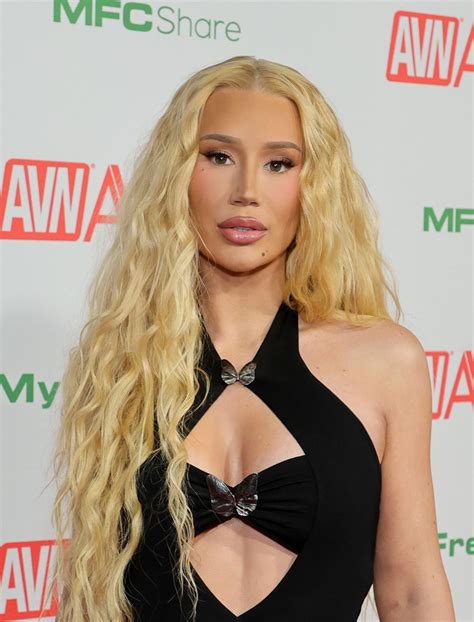 Avn Awards Curvy Extravaganza Iggy Azalea Hot Celebs Home