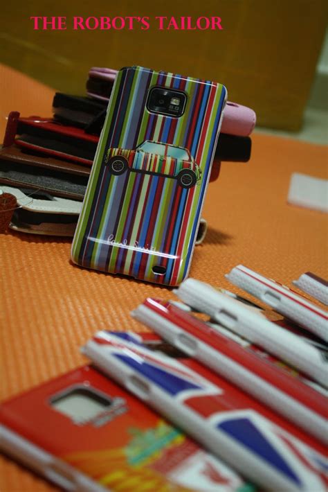 The Robot's Tailor: Galaxy S2 cases are here!