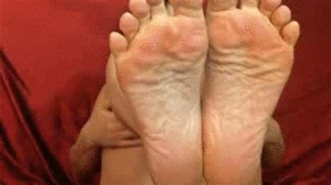 Size9Feet WMV Curvy Mature MILF Amypaige Clips4sale