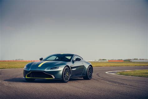 Aston Martin Vantage Amr Revealed With 7 Speed Manual Gtspirit