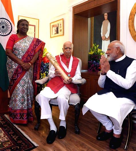 President Droupadi Murmu Presents Bharat Ratna To L K Advani At His