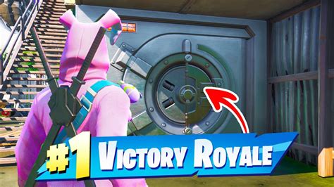 Zeldzame Kluis Loot Tegen Bots In Fortnite Season Youtube