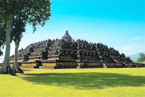 Borobudur Sunrise Half Day Guided Tour With Transfer Getyourguide