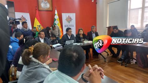 Ministerio De Educaci N Retoma Di Logo Con Los Maestros Para Atender Su