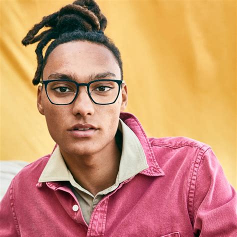 Black Glasses: How to Rock This Classic Eyewear Trend | Zenni Optical