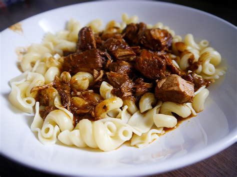 Das Weltbeste Gulasch Rezept Zum Selbermachen Nat Rlich Anna