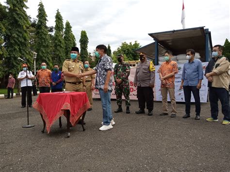 Tahun Baru Imlek Psmti Salurkan Bantuan Ton Beras Dan Ribuan Masker