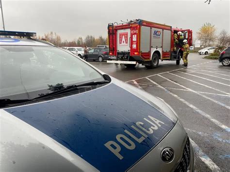 Pracownik Urz Du Gminy Odkry Materia Y Wybuchowe W Przesy Ce Na