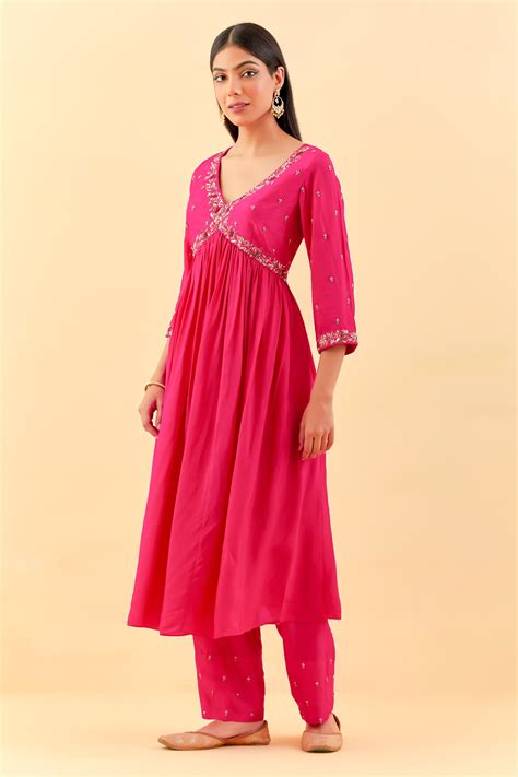 Buy Pink Raw Silk Embroidery Sequin V Neck Flora Vine Anarkali With