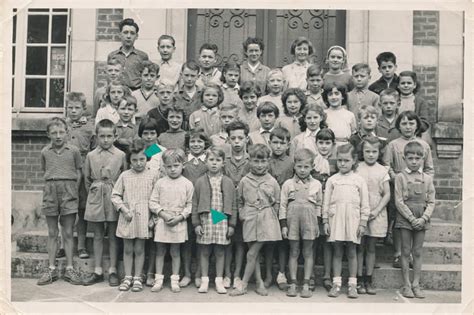 Photo De Classe ECOLE DU MARECHAL LECLERC De 1957 Ecole Du Marechal