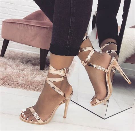 Follow Slayinqueens For More Poppin Pins ️⚡️ Heels Shoe Boots Gorgeous Shoes