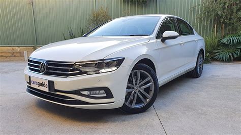 Volkswagen Passat 2021 review: 140TSI Business Sedan | CarsGuide