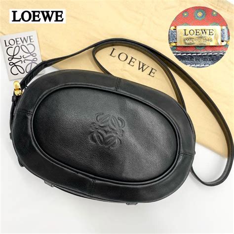 いただきあ 人気定番♡極美品♡loewe ロエべ アナグラム レザー ショルダーバッグ のズレがあ