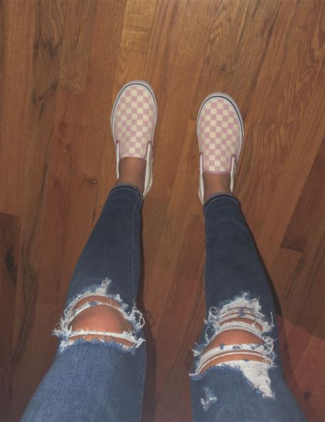 Pink Vans Vans Outfit Sneakers Outfit Workout Without Gym Sockless Checkered Vans Apple