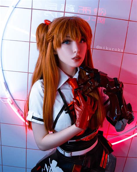 Asuka from Honkai Impact by Mikuroka : r/cosplaygirls